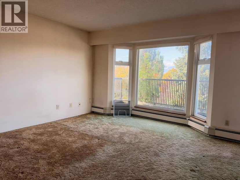 1318 E 34TH AVENUE, Vancouver, photo 2