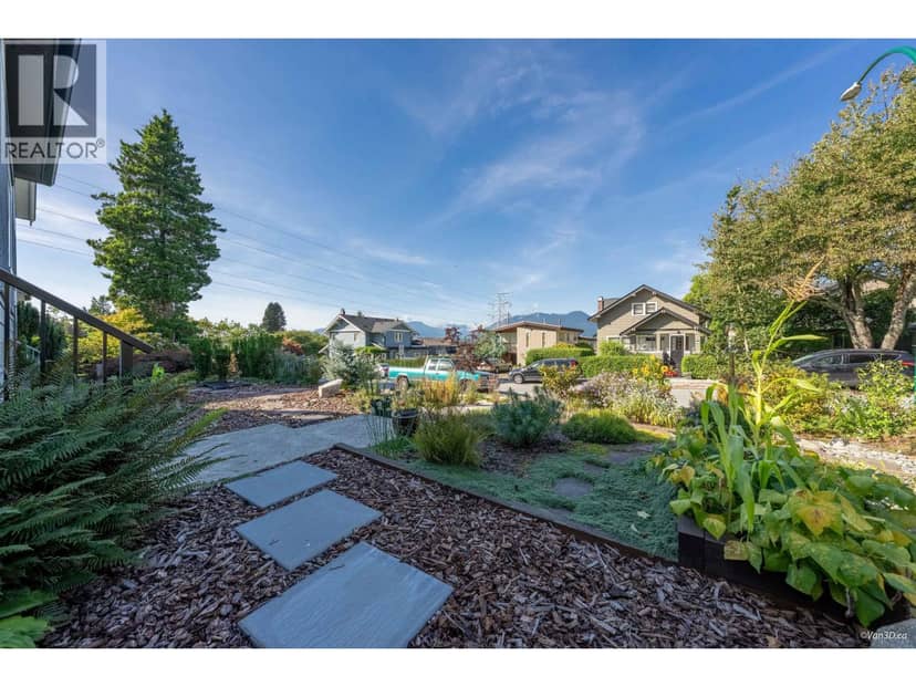 3726 TRINITY STREET, Burnaby, photo 2