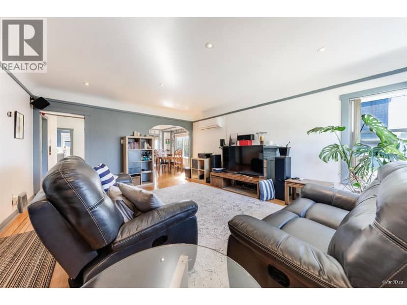 3726 TRINITY STREET, Burnaby, photo 5
