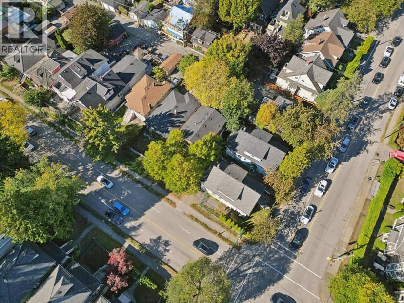 695 E 12TH AVENUE, Vancouver, photo 3