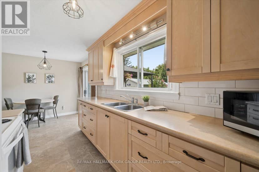 26 Georgina Street — photo 16 of 40