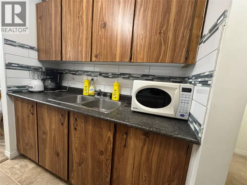 212 Spieker Avenue Unit# 202, Tumbler Ridge, photo 2