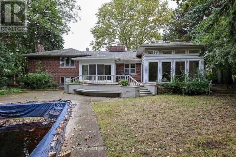 2 Colvestone Road, Toronto, photo 7