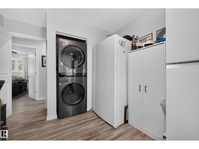 37 Graham Rd — photo 21 of 40