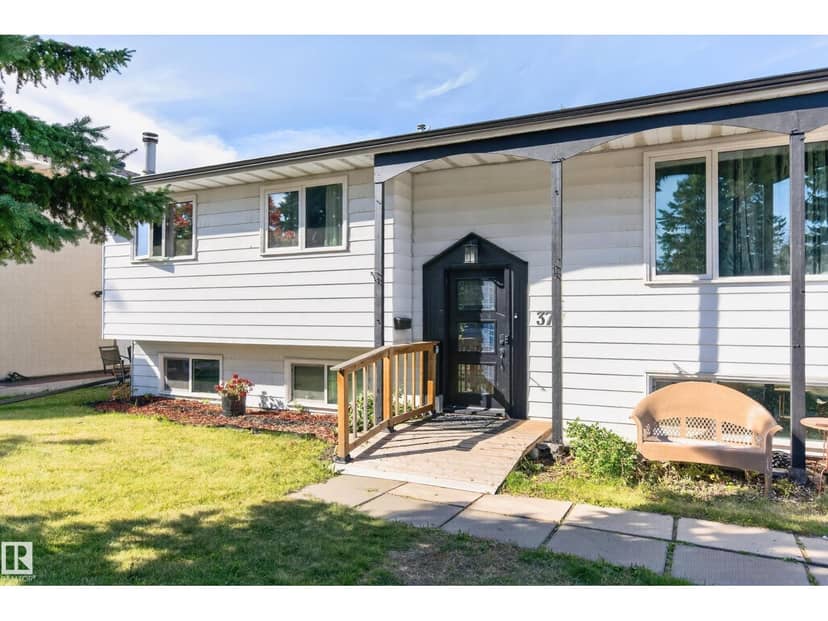 37 Graham Rd, Sherwood Park, photo 2