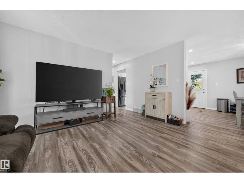 37 Graham Rd, Sherwood Park, photo 6