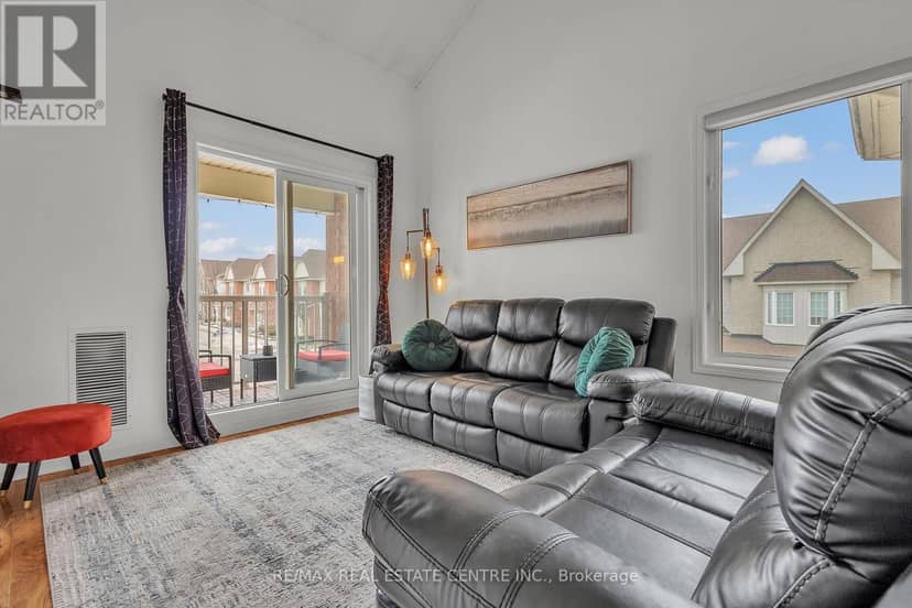 3 - 51 Petra Way — photo 16 of 40