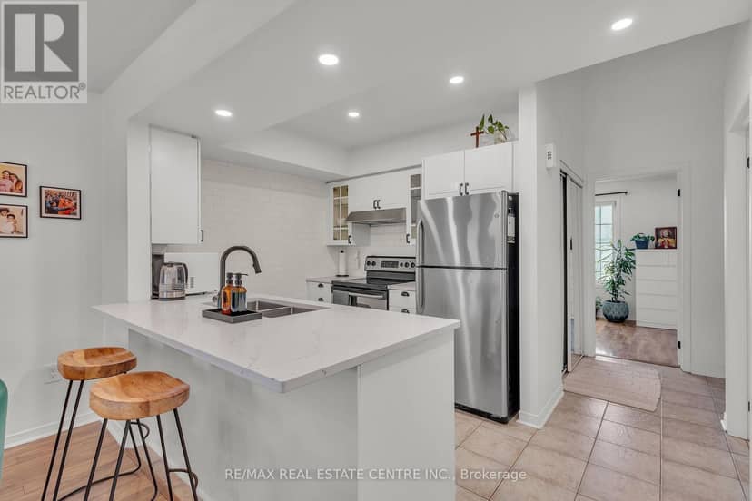 3 - 51 Petra Way — photo 6 of 40