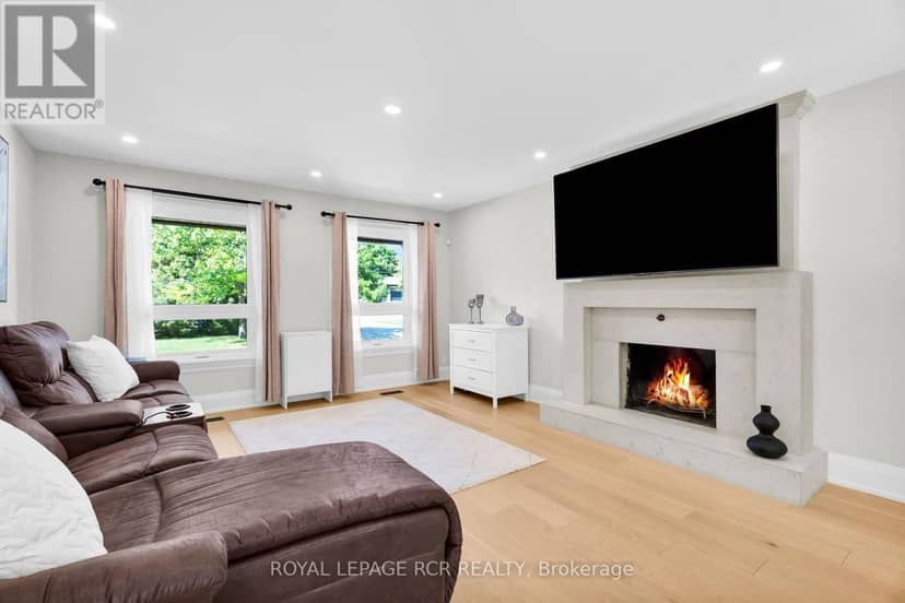163 Confederation Street — photo 15 of 38
