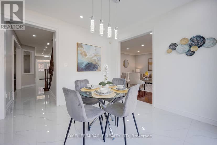 17 Latania Boulevard — photo 16 of 40