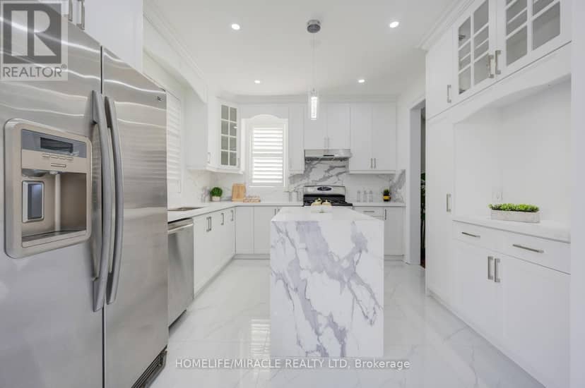 17 Latania Boulevard — photo 18 of 40