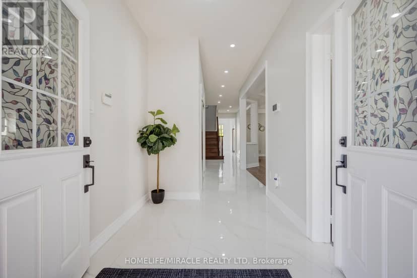 17 Latania Boulevard — photo 6 of 40