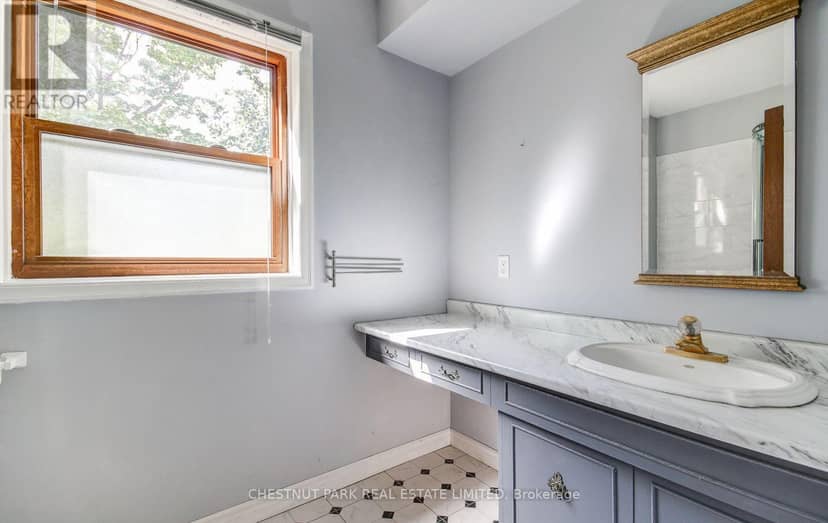 62 Chapel Street — photo 11 of 40