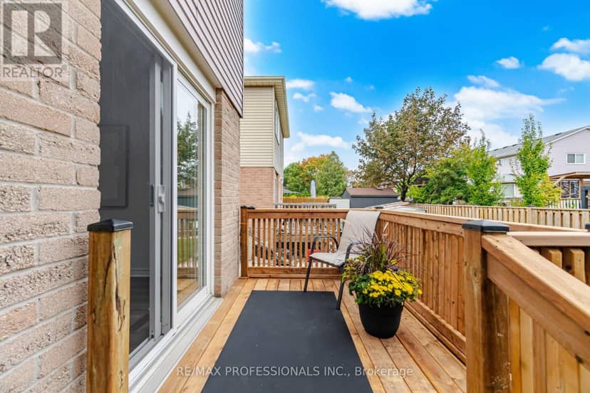 6081 Fullerton Crescent — photo 40 of 40