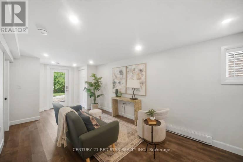 475 Forfar Street E — photo 21 of 32
