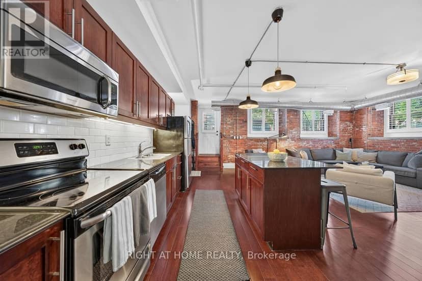 103 - 200 Stinson Street — photo 15 of 40