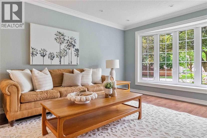 255 SPRING GARDEN Road — photo 7 of 32