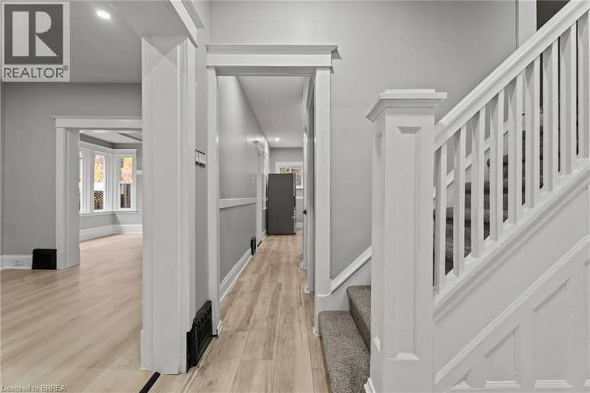 88 GAGE Avenue S, Hamilton, photo 6