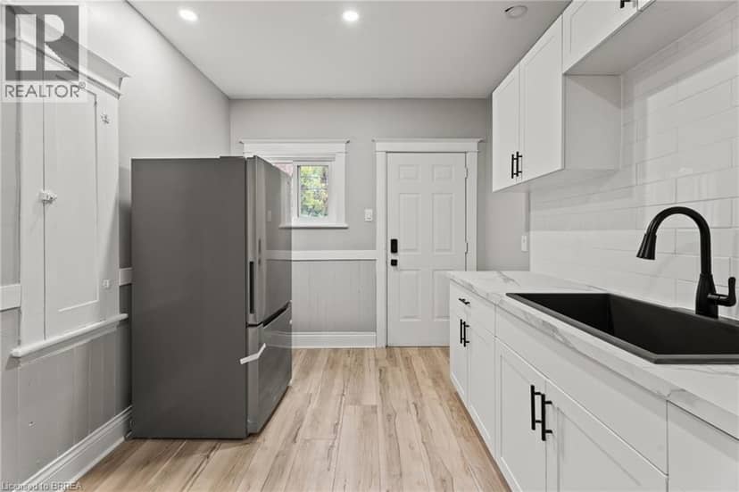 88 GAGE Avenue S — photo 13 of 40