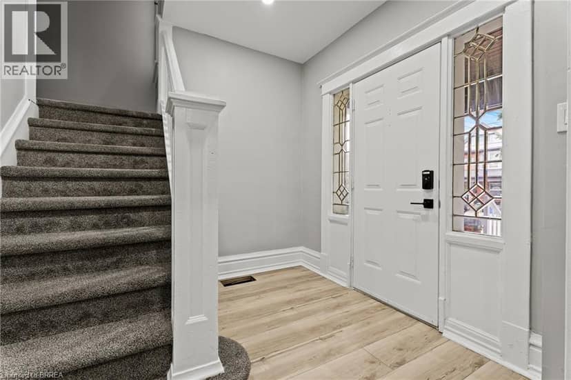 88 GAGE Avenue S, Hamilton, photo 5