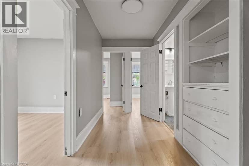 88 GAGE Avenue S — photo 17 of 40