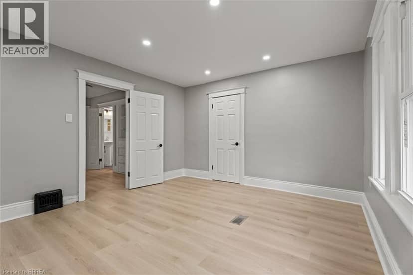 88 GAGE Avenue S — photo 20 of 40