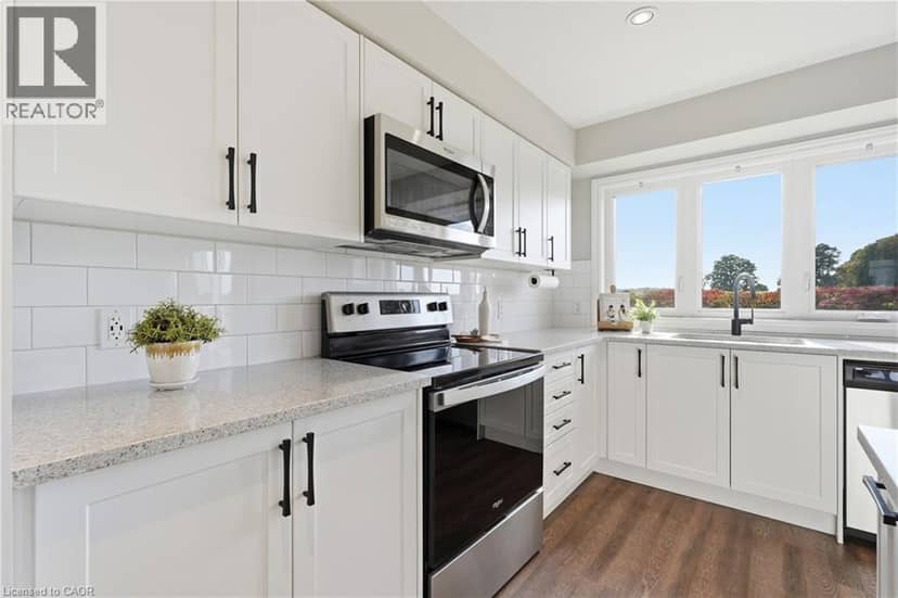 235 CHAPEL HILL Drive Unit# 31, Kitchener, photo 5