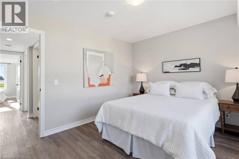 235 CHAPEL HILL Drive Unit# 31 — photo 31 of 40