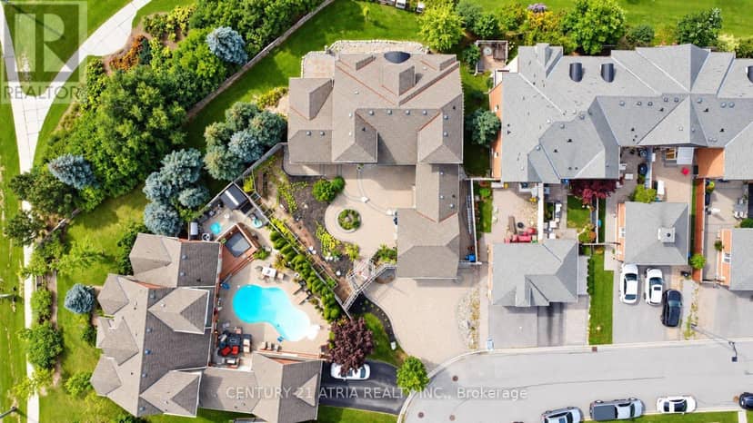 111 Zokol Drive, Aurora, photo 3