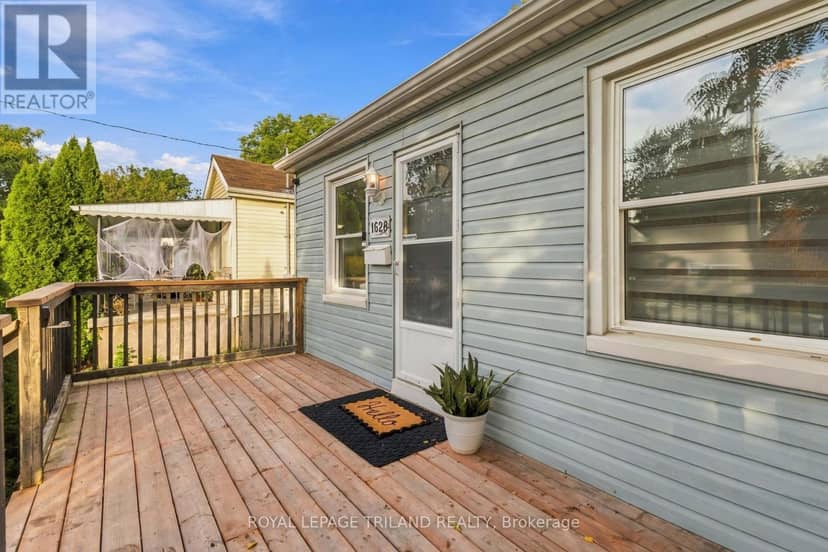 1628 Churchill Avenue, London East