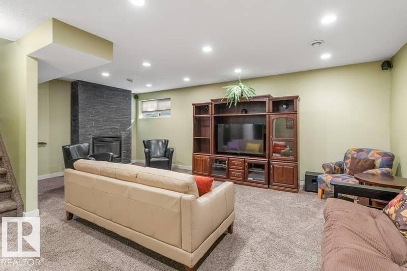 2743 Sparrow Pl NW — photo 18 of 38