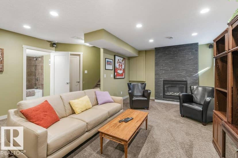 2743 Sparrow Pl NW — photo 19 of 38