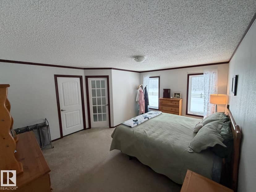 41102 Township Road 620 — photo 23 of 40