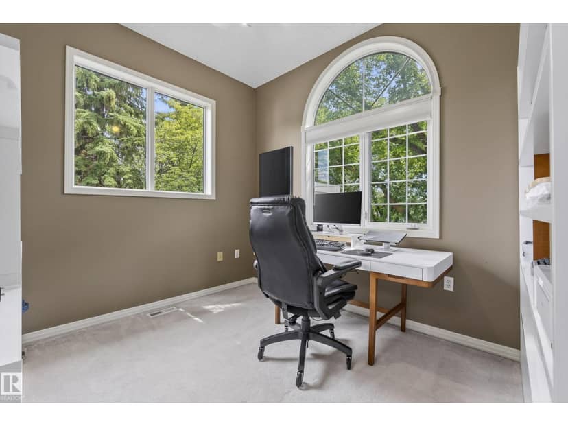 10746 University AV NW — photo 34 of 40