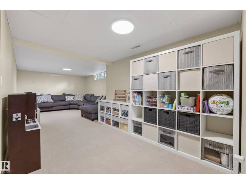 10746 University AV NW — photo 37 of 40