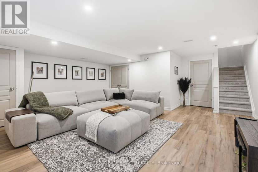 246 Cooks Mill Crescent — photo 31 of 40