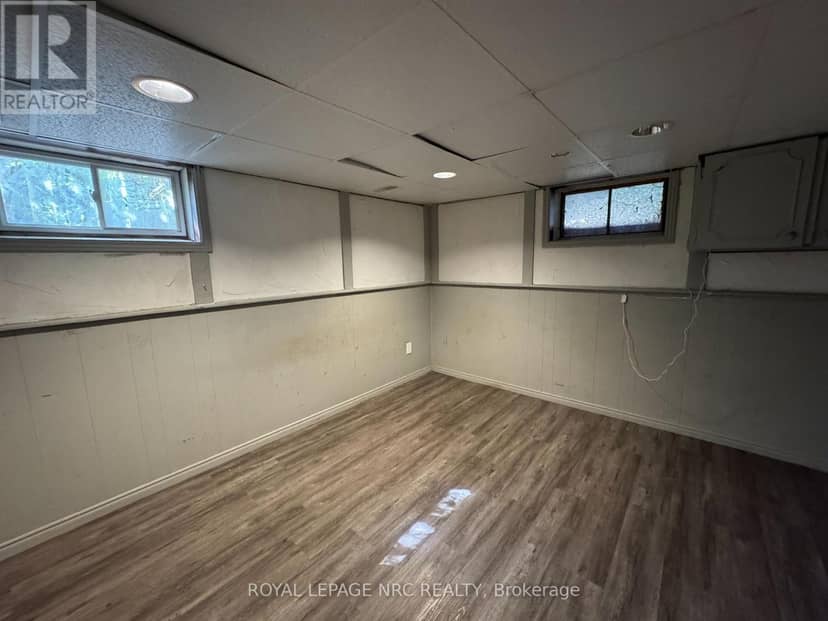 11 Richard Street — photo 18 of 24