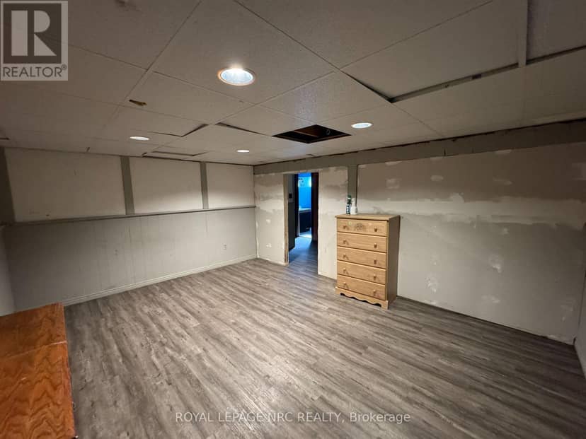 11 Richard Street — photo 20 of 24
