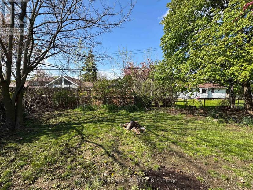 11 Richard Street — photo 23 of 24