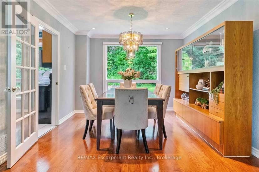 255 Spring Garden Road — photo 10 of 32