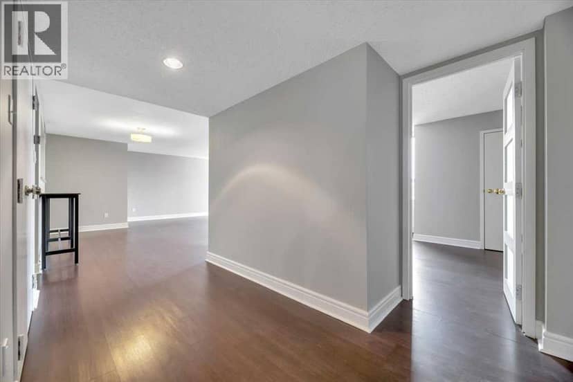 501, 318 26 Avenue SW — photo 9 of 40