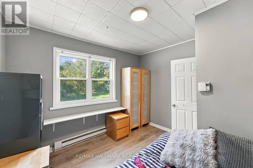6 Albert Street — photo 24 of 40