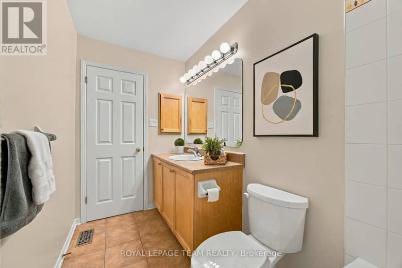 135 Gatespark Private — photo 29 of 40