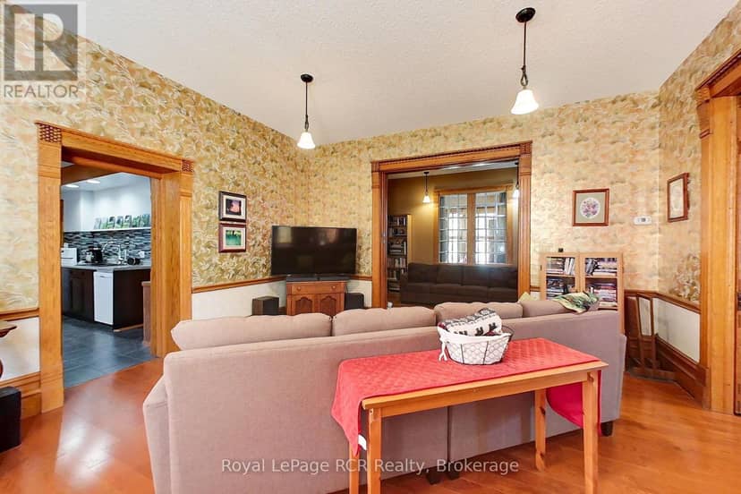 130 John Street — photo 23 of 40