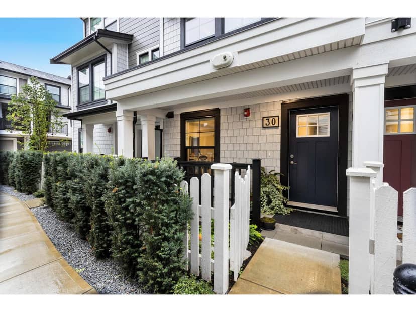 30 9122 KING STREET, Langley