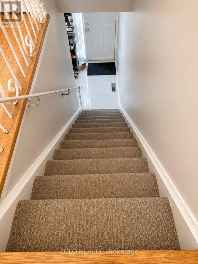 16 - 3250 The Credit Woodlands — photo 10 of 15