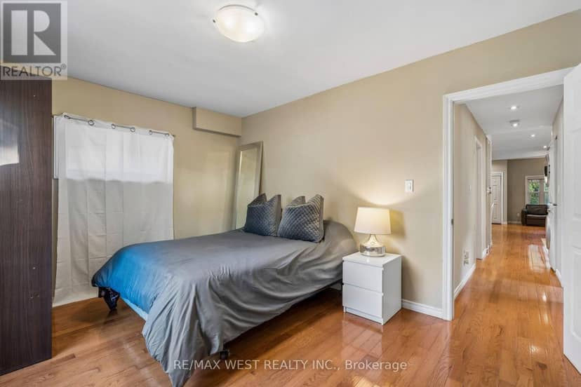 24 Victoria Street — photo 14 of 38