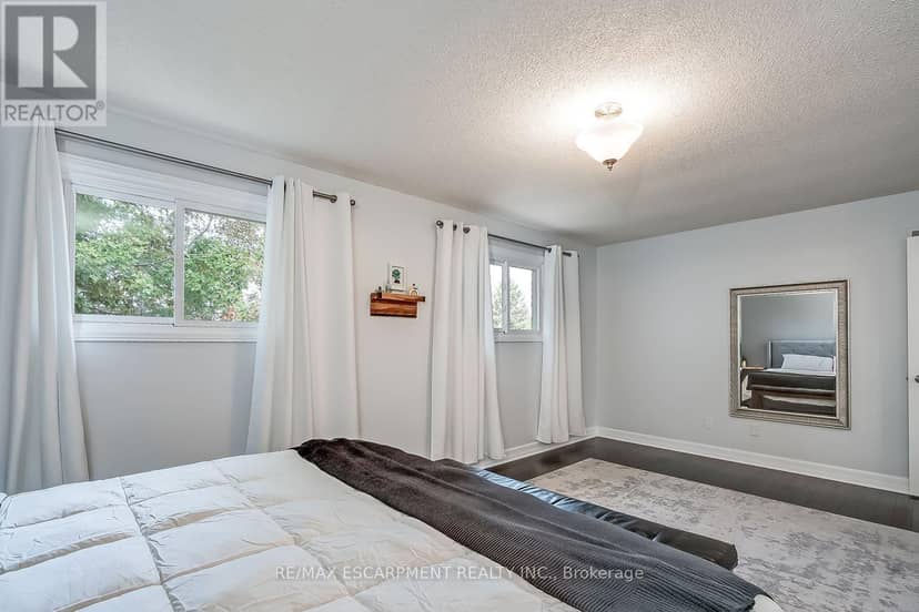 3163 Barwell Road — photo 19 of 38