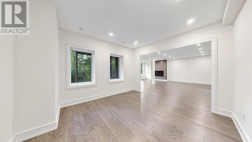 7 Greenbrook Drive — photo 38 of 40