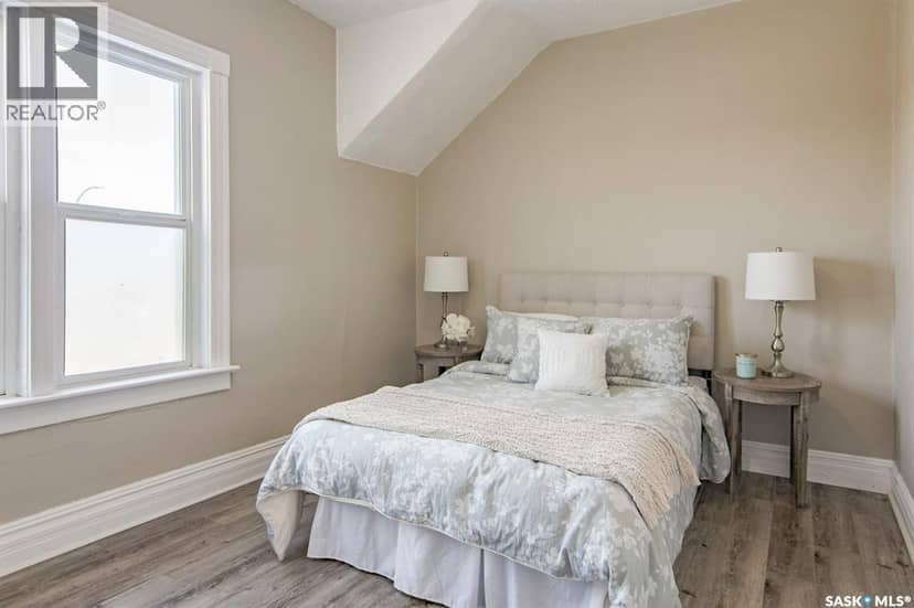 203 8th STREET W, Saskatoon, photo 8